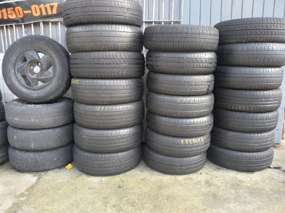 BORRACHARIA E AUTO CENTER GONÇALVES em São José - SC