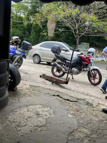 BORRACHARIA RAIZ em Porto Alegre - RS