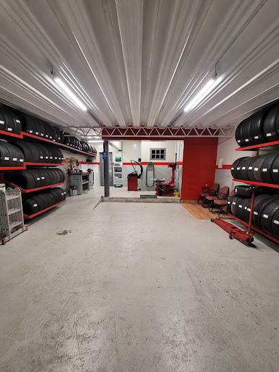 Garagem Pneus & Cia - Borracharia em São José dos Campos - SP